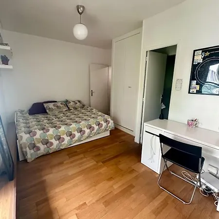 Studio, Apartment *