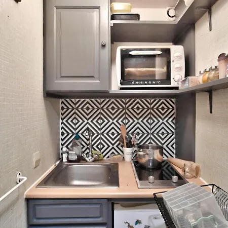 Apartment Studio, *
